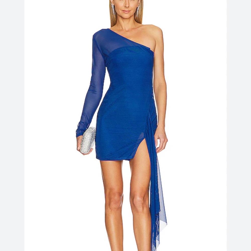 Esmond Mini Dress in Navy
H:OURS